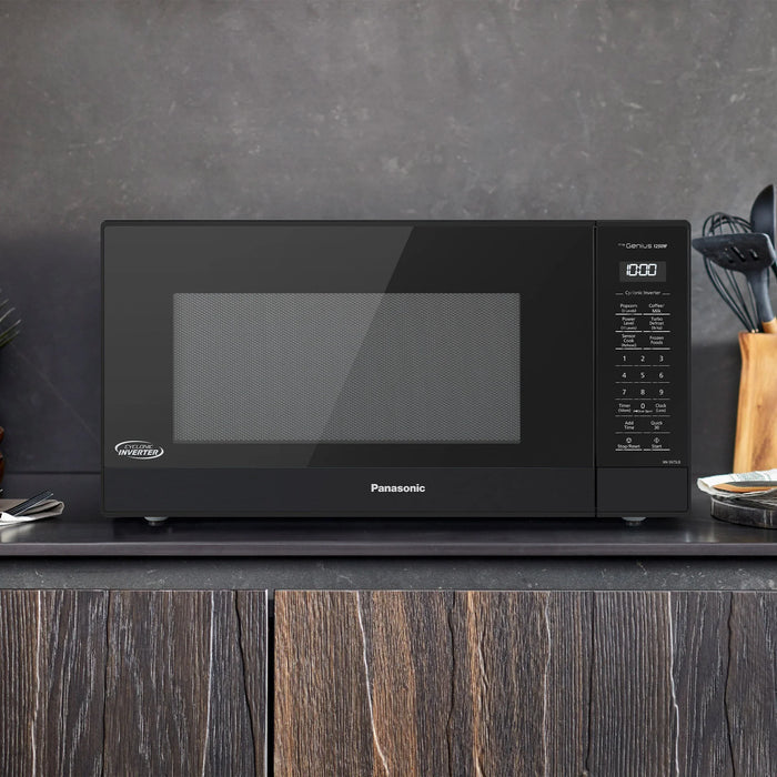 1.6 cu.ft. Countertop Cyclonic Wave Inverter Microwave Oven, 1250W -NN-SN75L