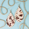 93205 - Animal Print Drop Earrings - Brown & White