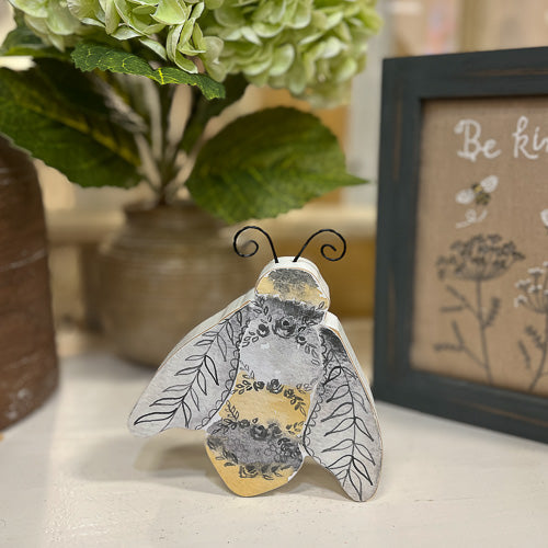 Bee Shelf Sitter
