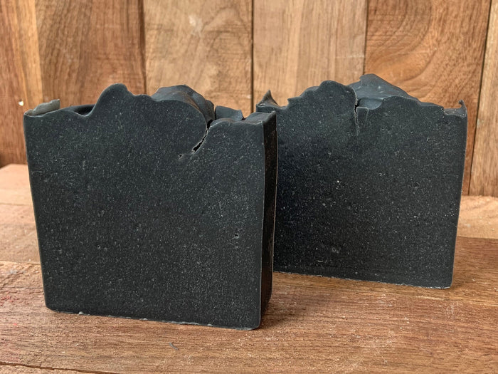 Charcoal & Tea Tree Mint Moisturizing Bar Soap | Plume