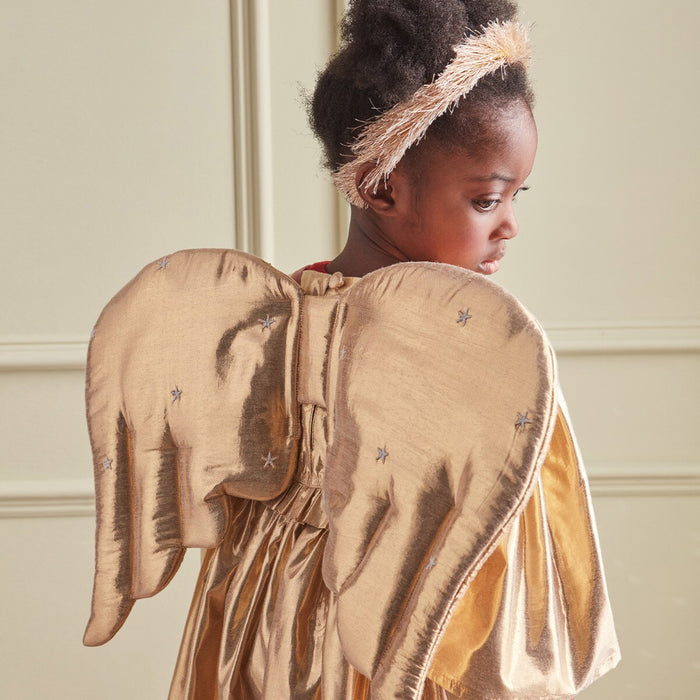 Meri Meri - Dress Up Kit - Gold Quilted Angel Wings - Lifestyle Cut 1