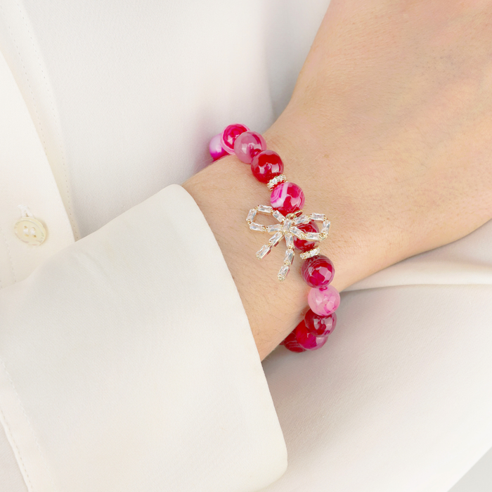 a person wearing a bracelet