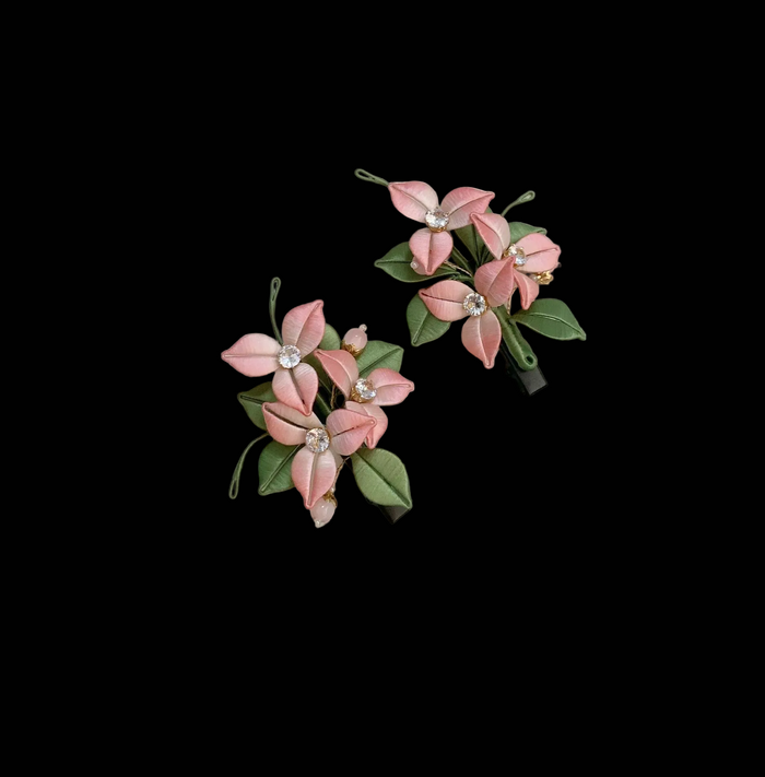 Handmade Chanhua Bougainvillea Hair Comb - Thread Flower Hair Accessory