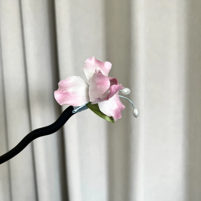 Handmade Ronghua pink iris hairpin in mulberry silk velvet flower with dangling pearl on black hair stick
