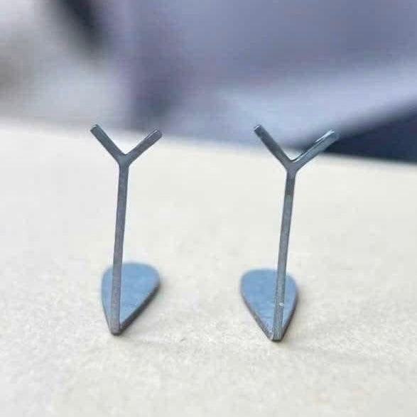 dung cu de lam cat eye hinh trai tim heart shape cat eye