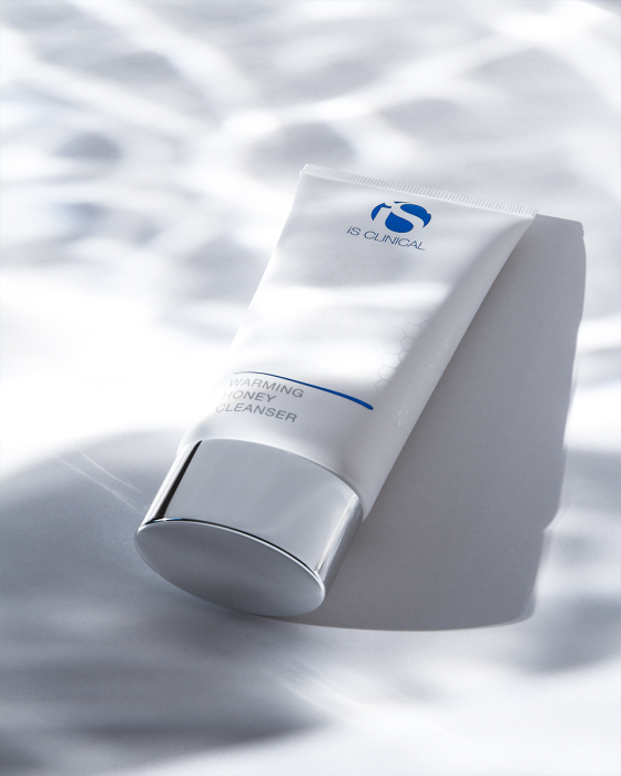 IS Clinical Skin Care IS Clinical Warming Honey Cleanser