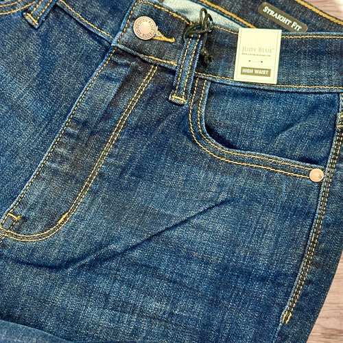Judy Blue Straight Jeans