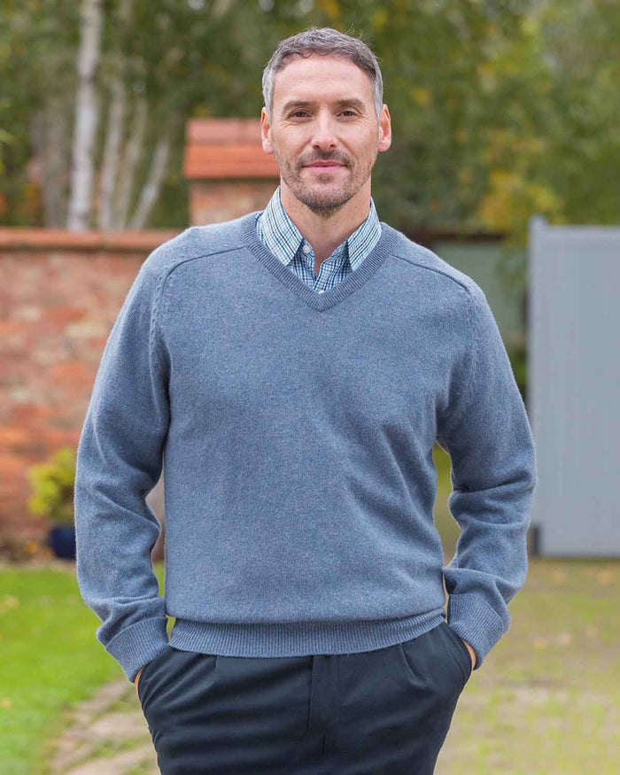 Lambswool V Neck Jumper - Blue - Country Collection