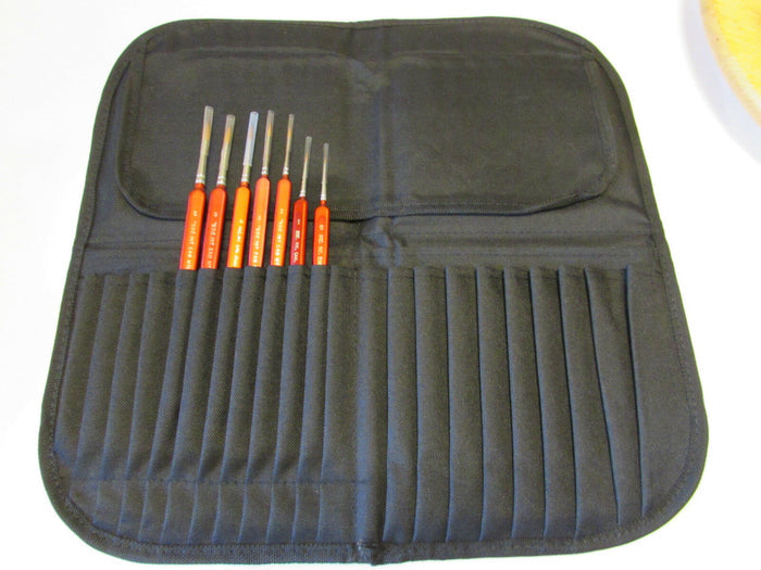Set of 7-- Artist Red Sable brushes With Triangular Handle Plus Brush Case