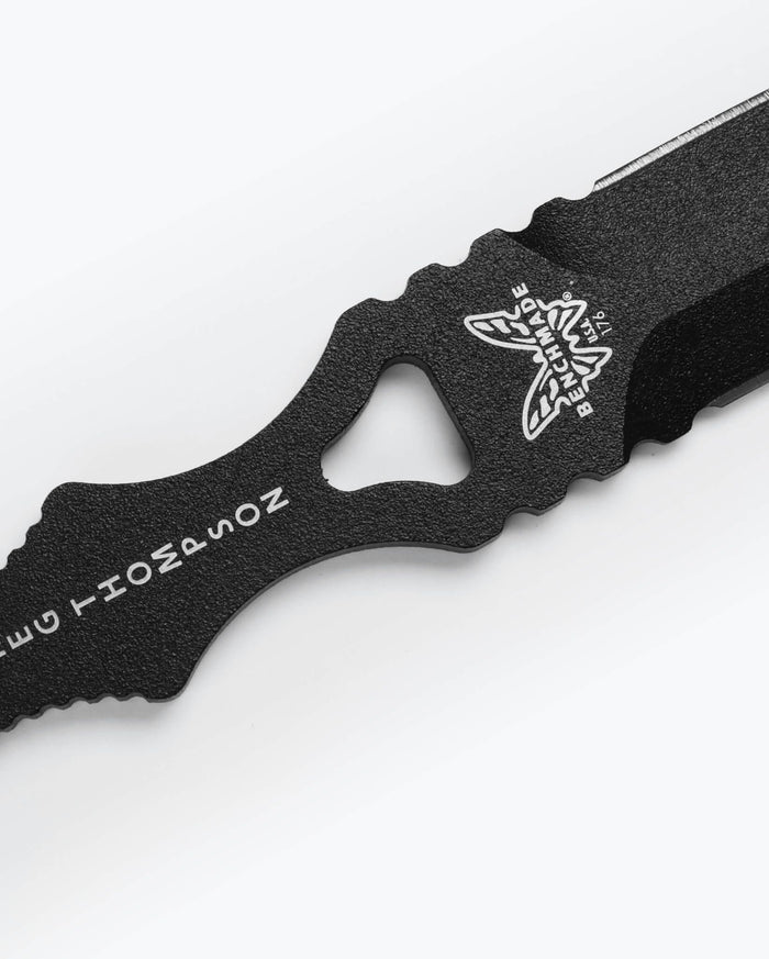 Benchmade SOCP® Dagger Black handle finger loop detail - Close-Up | Benchmade Knife Co.