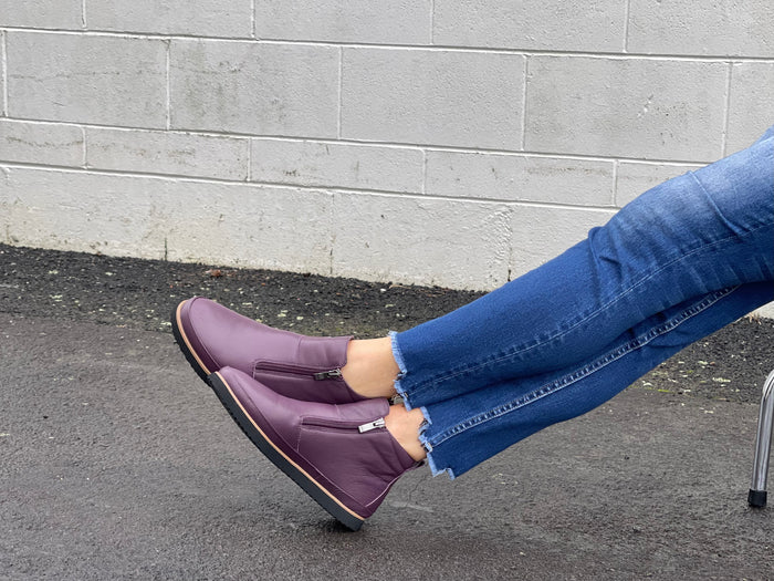 Purple smart casual women's ankle boots made from soft leather. Double zipper, robust sole. Women's shoes