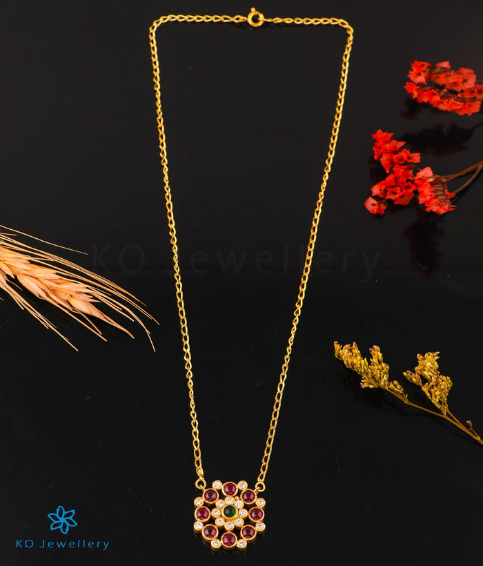 The Yajat Silver Necklace