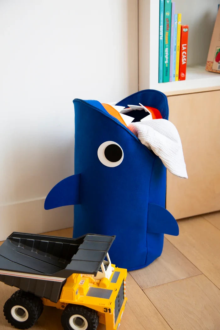OMY - Tidy Bag - Sharky - Lifestyle Cut 3